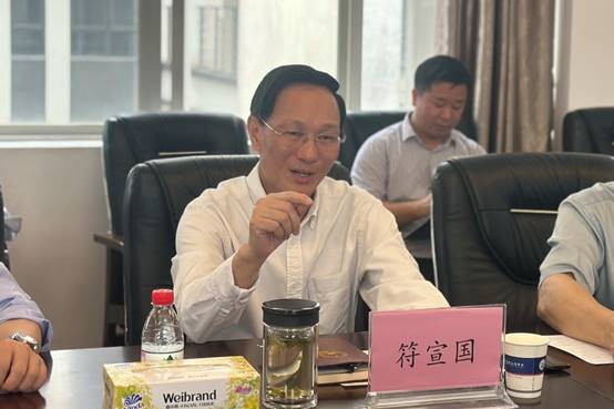 说明: J:\5.Bwin必赢国际官网(2022年11月始)\照片\【20230512】符宣国书记调研学院人才工作\精选\微信图片_20230515112754.jpg
